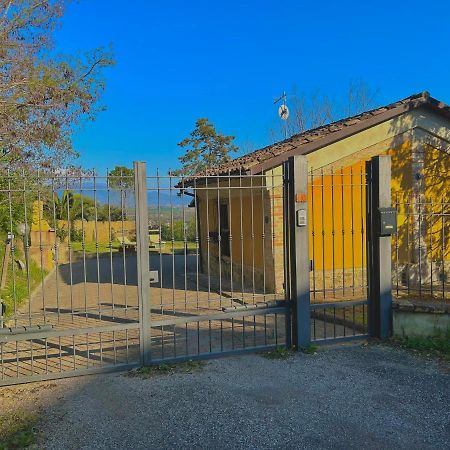Casolare Del Maestrale - M&M Holiday House Perugia Eksteriør bilde
